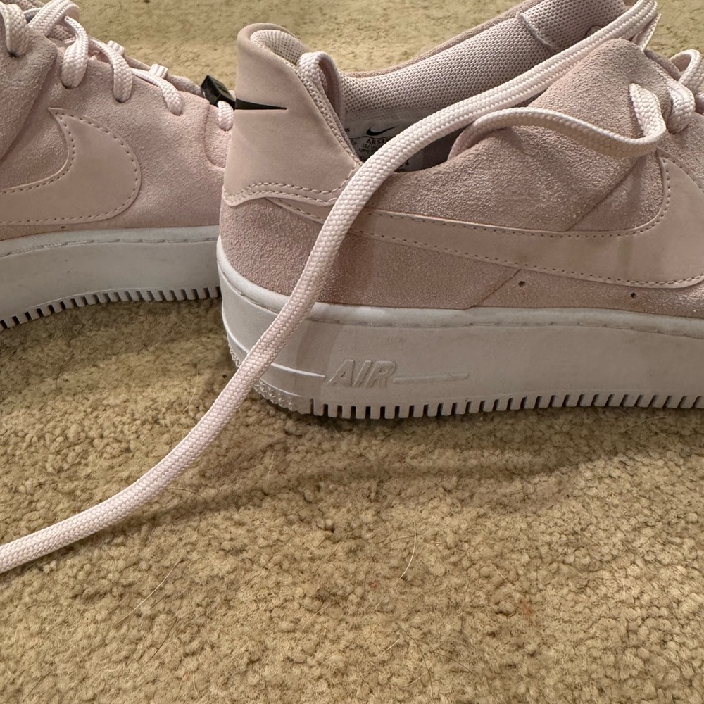 Nike Pink Sneakers - Picture 6 of 13